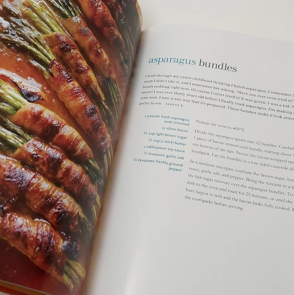 Home Cooking Trisha Yearwood Cookbook Hardcover Book